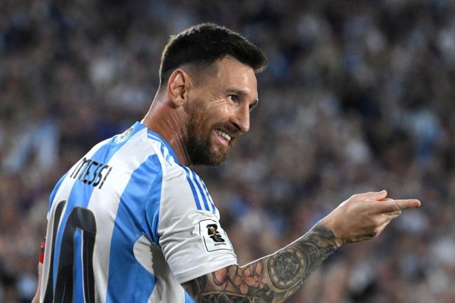 Messi ghi 3, kiến tạo 2 trong chiến thắng 6-0 của Argentina trước Bolivia