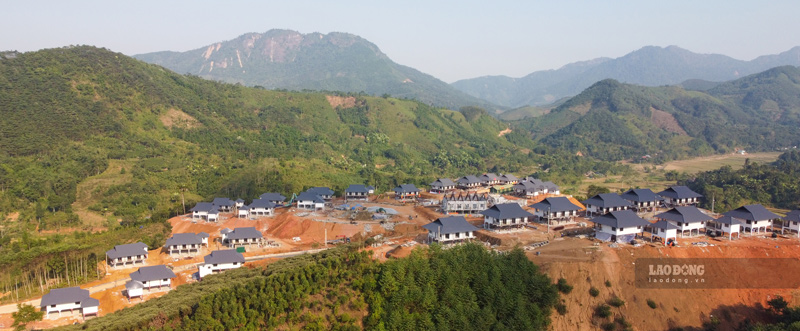 Toàn cảnh khu tái định cư Làng Nủ đang hình thành từng ngày. Ảnh: Đinh Đại