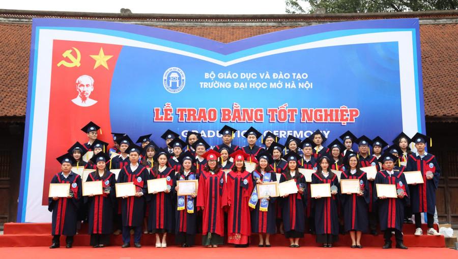 truongdhmohanoijpg5.jpg