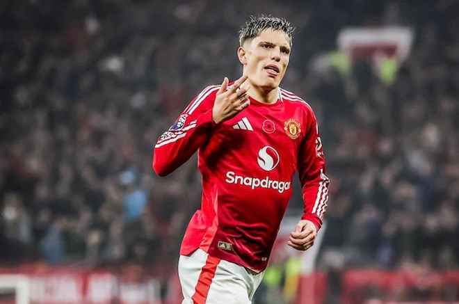 Amorim úp mở khả năng Garnacho rời Man United