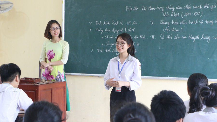 Việc thí điểm dạy học 5 ngày/tuần chỉ áp dụng thí điểm cho các trường trung học ở huyện Nghĩa Hưng và TP Nam Định. onthi-2.jpg