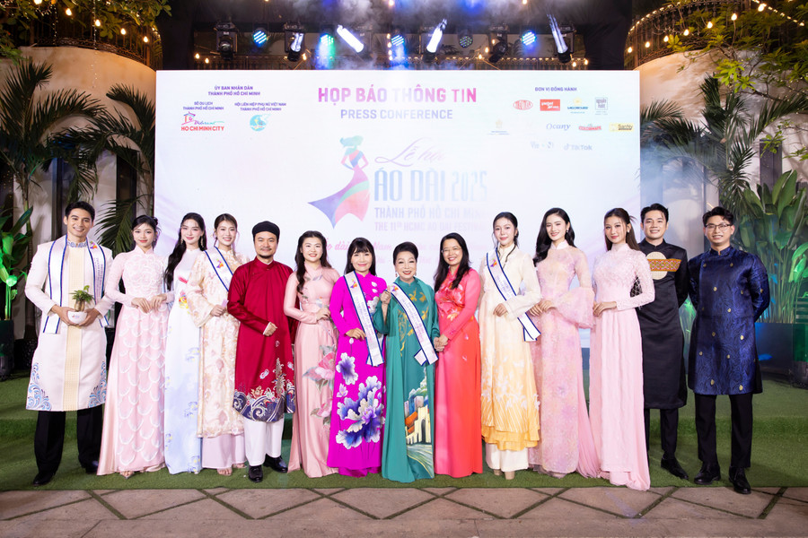 cac-dai-su-le-hoi-ao-dai-tp-hcm-2025-va-cac-hoa-a-hau.jpg