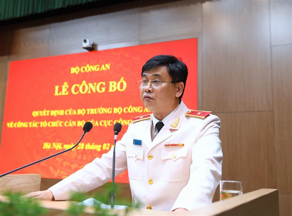 Cục trưởng Cục Công nghiệp an ninh Lưu Hồng Quảng phát biểu nhận nhiệm vụ. Ảnh: Bộ Công an