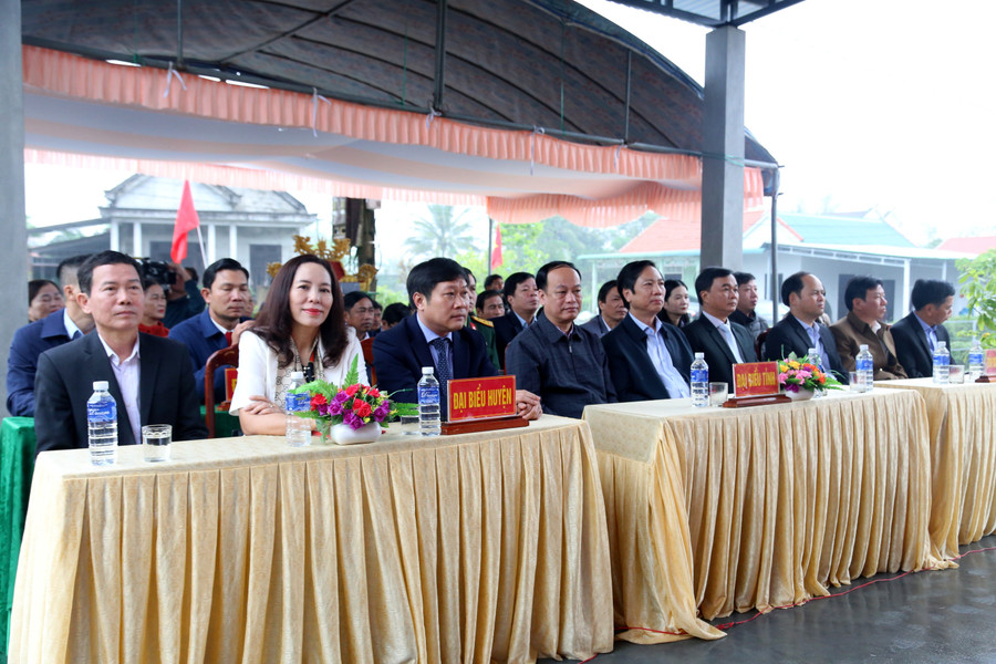 nha-dai-doan-ket-1.jpg