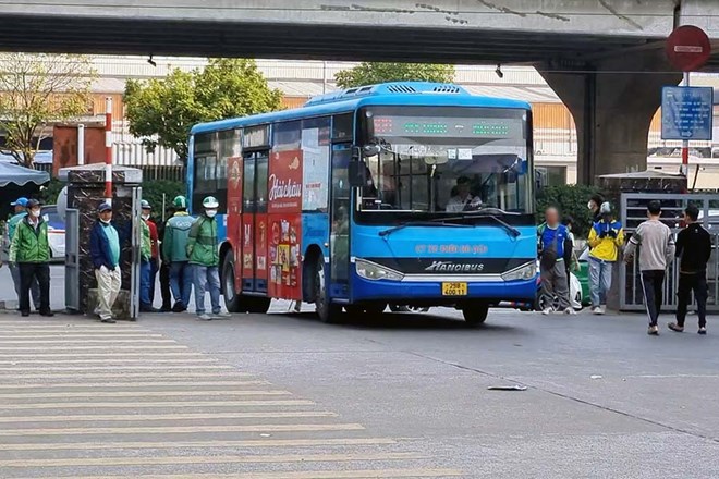Quy định về độ tuổi của người điều khiển ô tô, xe máy