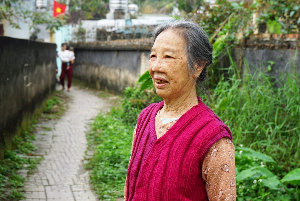 Bà