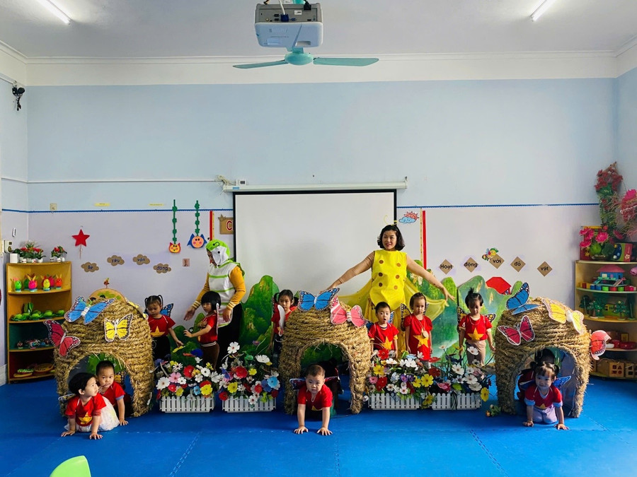 Tiết học trải nghiệm. mn-thanh-hung-2.jpg