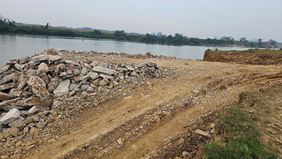 khai-thac-cat-trai-phep-o-thanh-hoa-3.jpg