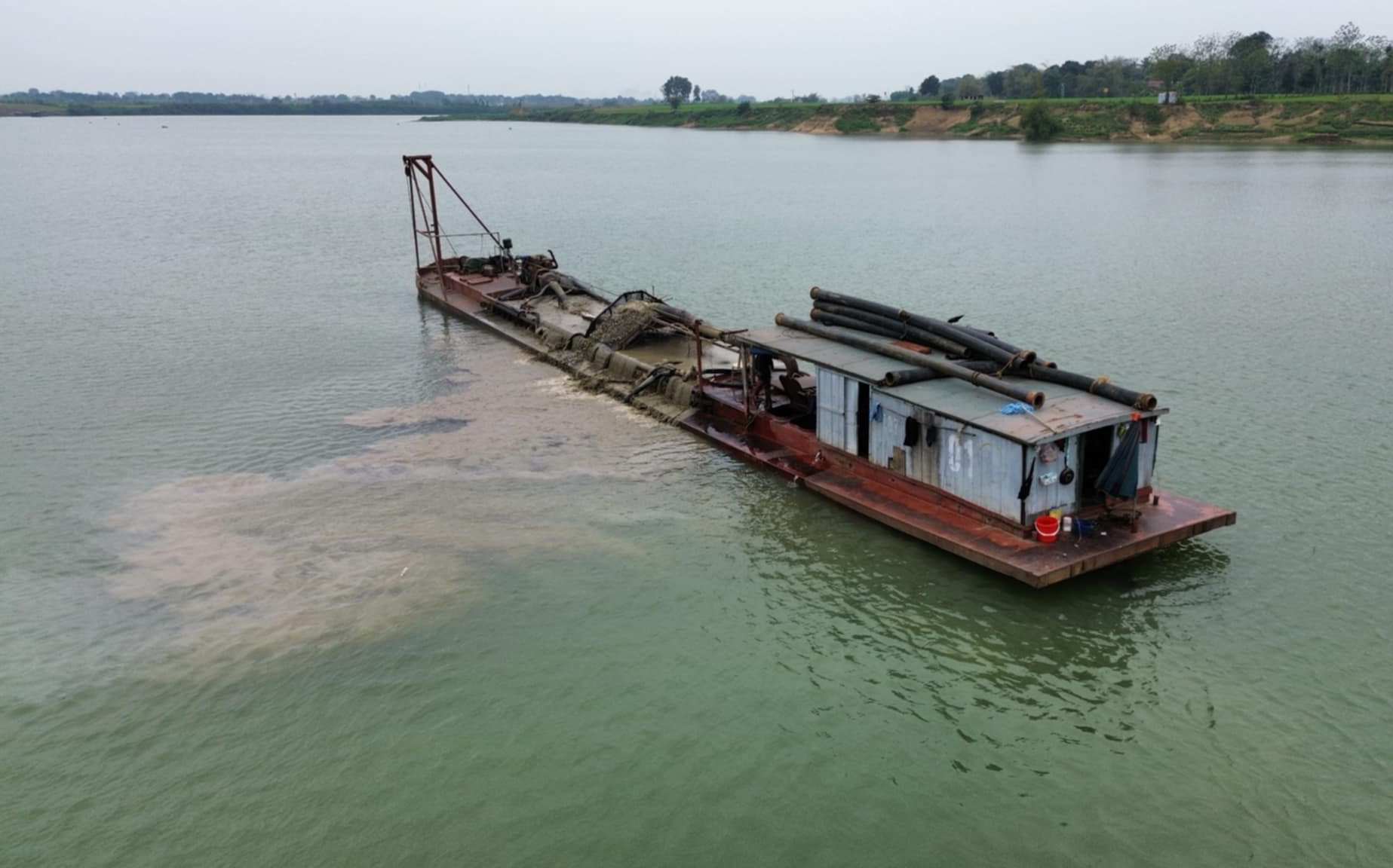 Ngành chức năng Thanh Hóa đề nghị tạm dừng khai thác cát tại mỏ cát số 18 và mỏ cát số 54. Ảnh: Minh Hoàng