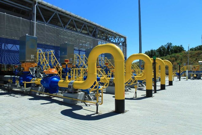 Không cần đường ống Ukraina, khí đốt Nga vẫn ồ ạt chảy vào EU