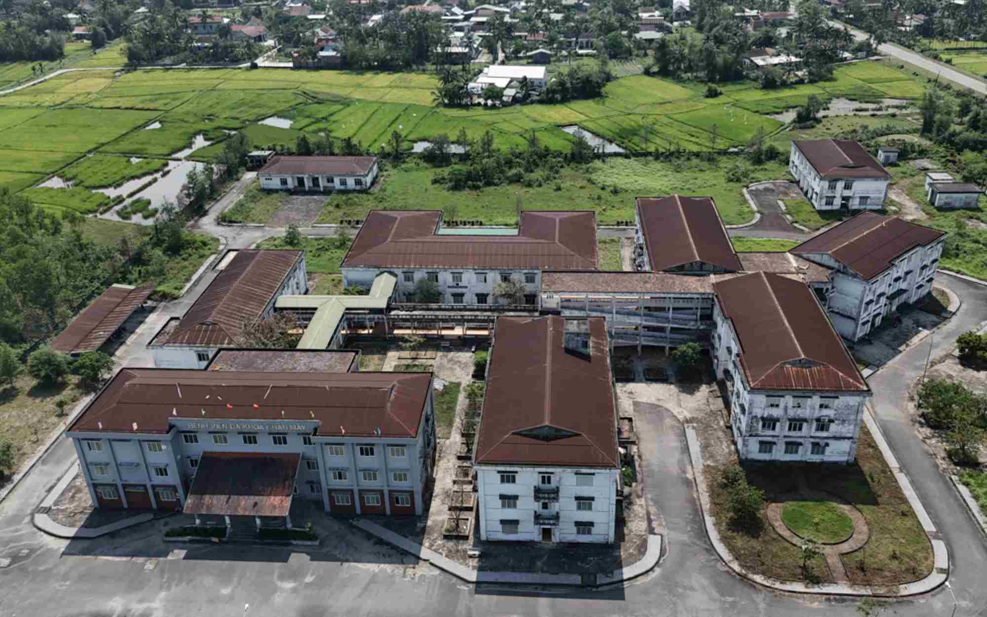 Bệnh viện Đa khoa Chân Mây nhìn từ trên cao. Ảnh: Quảng An