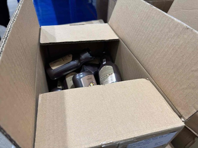 Điều tra sai phạm tại công ty sản xuất kem chống nắng do chồng Đoàn Di Băng phân phối