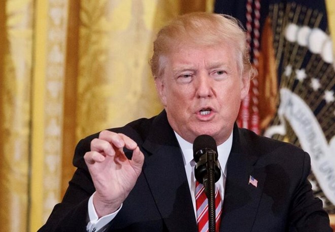 Ông Trump lặp lại chiêu bài cũ với thuế quan EU