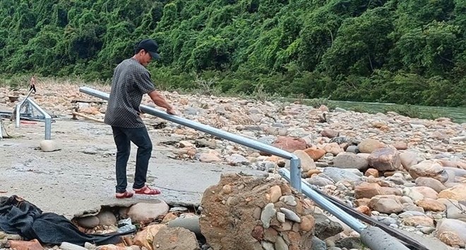 Lũ cuốn trôi hàng quán tại hai khu du lịch cộng đồng ở Huế