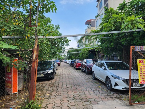 Dự án bãi đỗ xe tự động Nguyên Hồng gần 10 năm chưa thể triển khai. Ảnh: Minh Hạnh