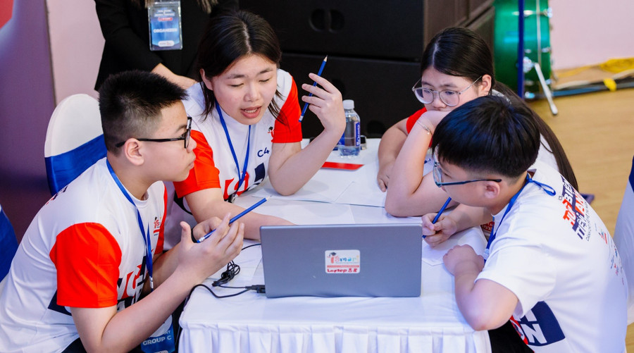 Học sinh Trường THCS Hoàng Mai (quận Hoàng Mai) trong giờ học. Ảnh: TG nang-cao-hieu-qua-truong-chat-luong-cao-1-1774.jpg