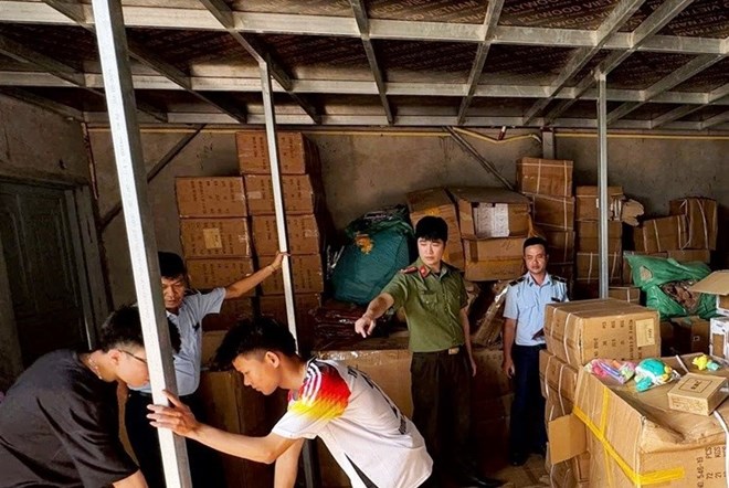 Phát hiện, bắt giữ nhiều vụ buôn bán, vận chuyển hàng giả tại Ninh Bình