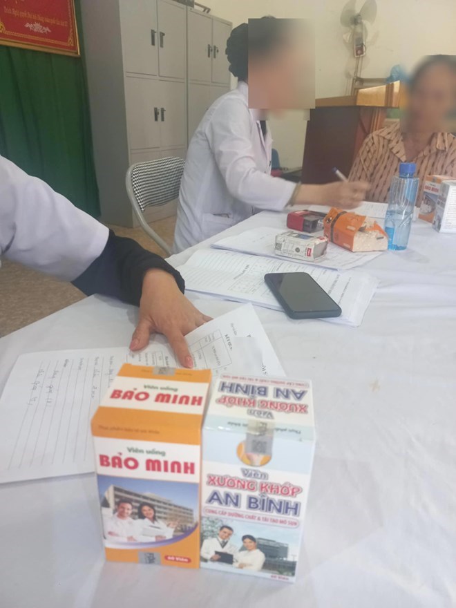 Công an vào cuộc vụ lợi dụng khám bệnh miễn phí để bán thuốc cho dân nghèo