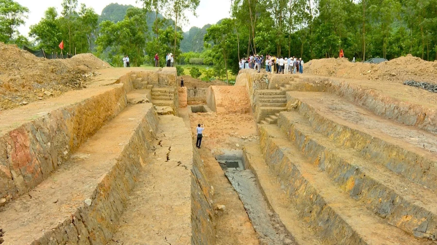 Hiện trường khai quật địa điểm tường thành Dền năm 2025.