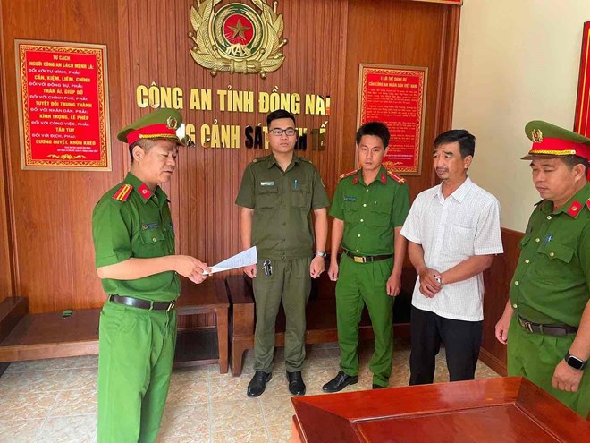 Bắt tạm giam nhân viên Điện lực Biên Hòa 2 lừa đảo chiếm đoạt tài sản