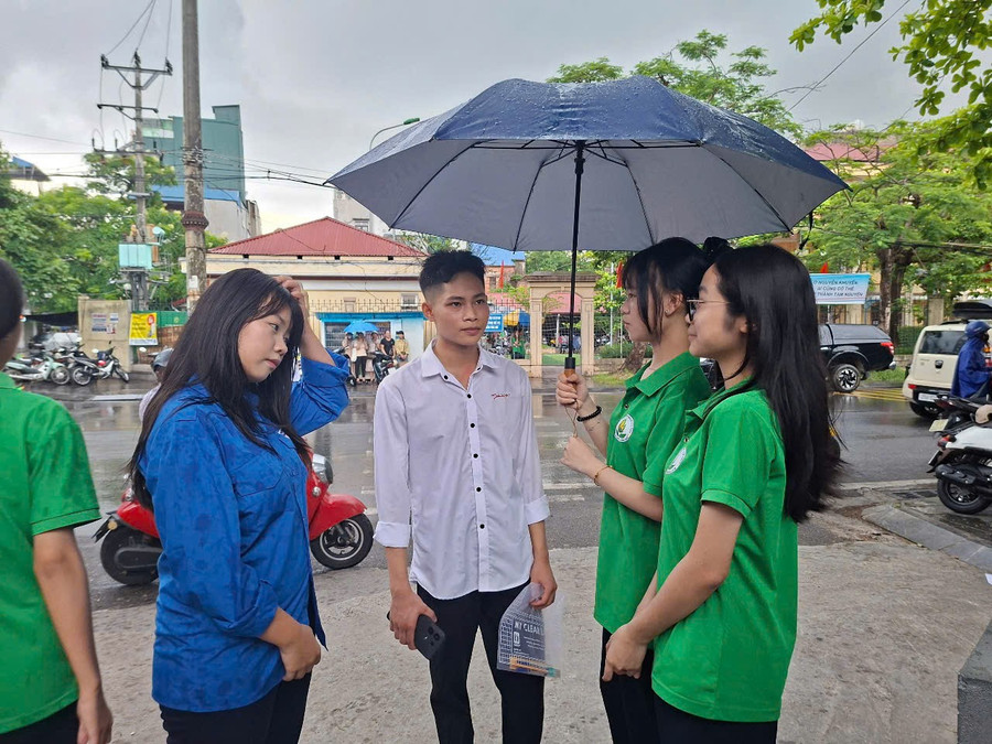 khuyen-2.jpg