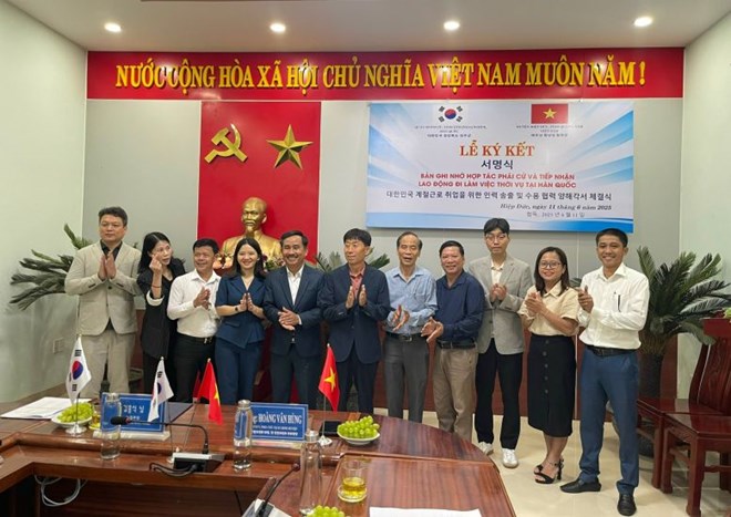 Xuất khẩu lao động mở lối thoát nghèo bền vững cho lao động miền núi Quảng Nam