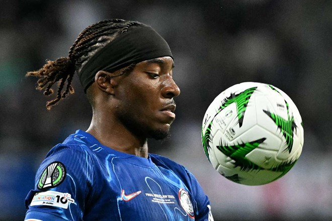 Arsenal đã mở cửa sân Emirates để chào đón Noni Madueke