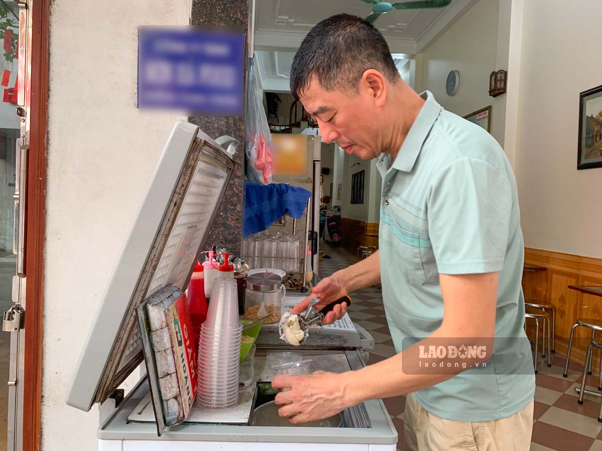Kem được làm trong ngày để đảm bảo tươi ngon. Ảnh: Hà Vi
