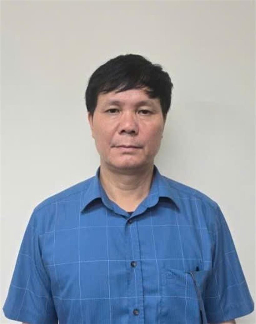 hoanh.jpg
