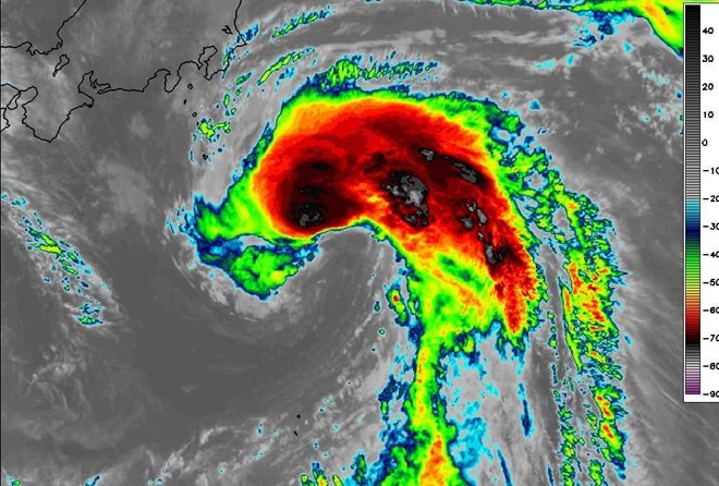 Bão Nari lột xác trên đường đi, gây mưa lớn, gió mạnh từ hôm nay