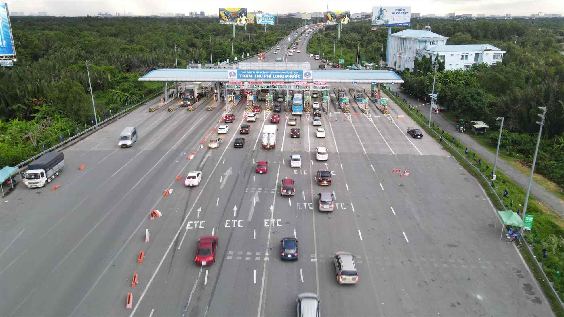 Cao tốc TPHCM - Long Thành sẽ được mở rộng lên 8 - 10 làn xe. Ảnh: Anh Tú