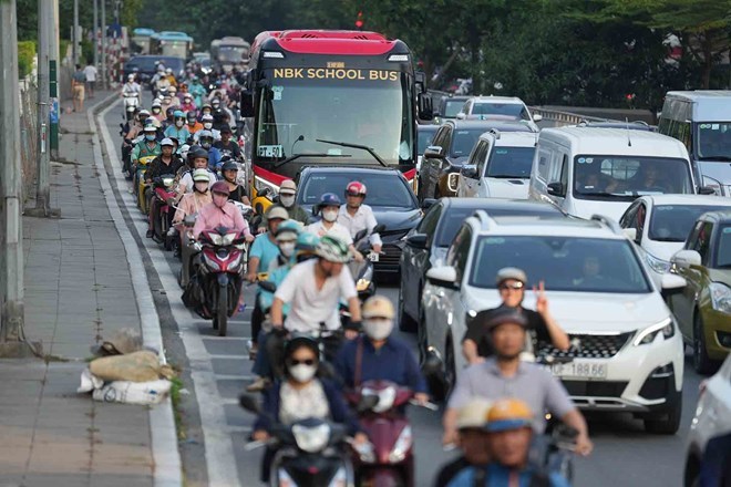 Ô nhiễm từ khí phát thải phương tiện chiếm khoảng 15%