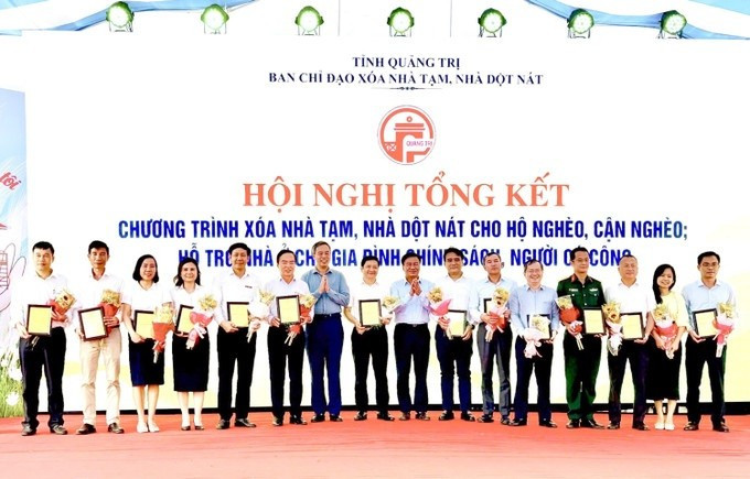 tong-ket-xoa-nha-tam-1.jpg