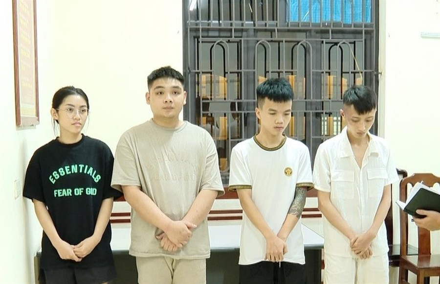 Nhóm sử dụng công nghệ cao lừa đảo chiếm đoạt tài sản tại tỉnh Ninh Bình.