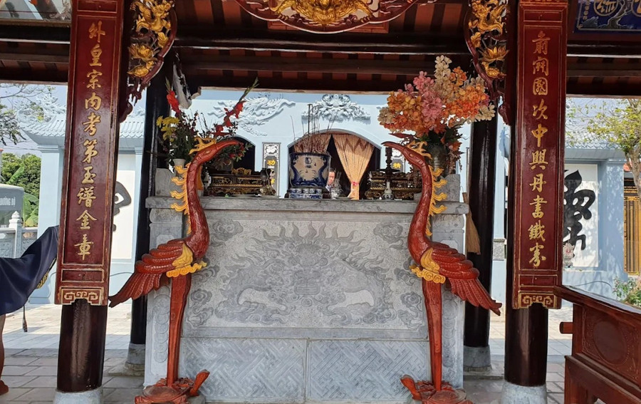 Tể tướng Nguyễn Mậu Tuyên được phụng thờ tại đền thờ Thức quốc công Nguyễn Nhữ Lãm. vi-danh-si-co-cong-dau-giup-trung-hung-nha-le-1.png