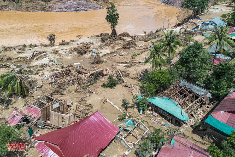 Nghệ An thiệt hại hơn 3.600 tỷ đồng do mưa lũ. (Ảnh: Phạm Tâm)