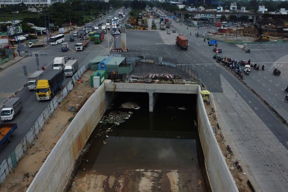 Nhánh hầm chui HC-2 cũng đã dần hoàn thành. Ảnh: Anh Tú