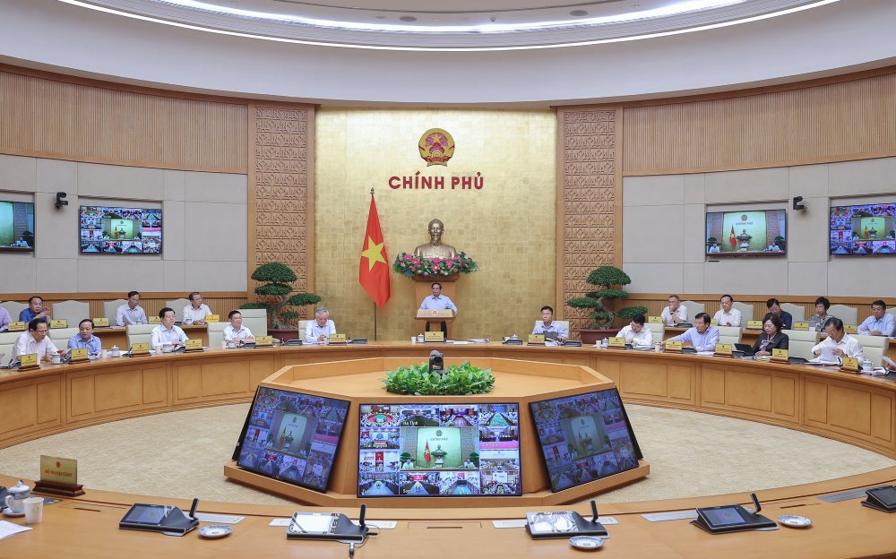 Thủ tướng Chính phủ Phạm Minh Chính chủ trì phiên họp Chính phủ thường kỳ tháng 7. Ảnh: VGP
