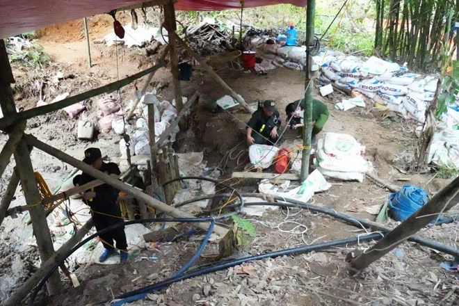 Bắt 7 người trong vụ khai thác khoáng sản trái phép tại Tuyên Quang