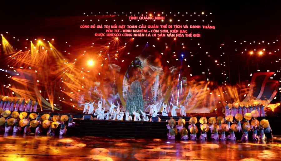 Tiết mục nghệ thuật tại chương trình Công bố giá trị toàn cầu Di sản Yên Tử - Vĩnh Nghiêm - Côn Sơn, Kiếp Bạc.