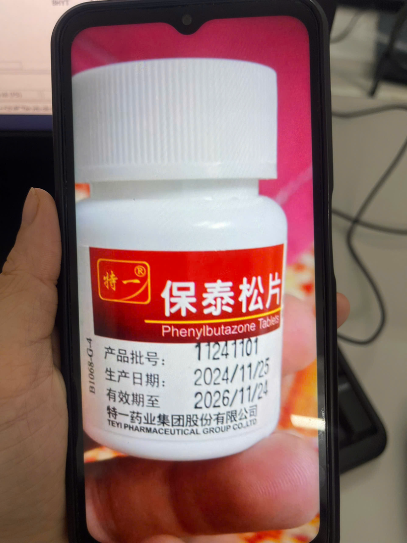 Loại thuốc chứa Phenylbutazone được bệnh nhân điều trị tại Bệnh viện Bạch Mai sử dụng theo lời quảng cáo trên mạng xã hội.