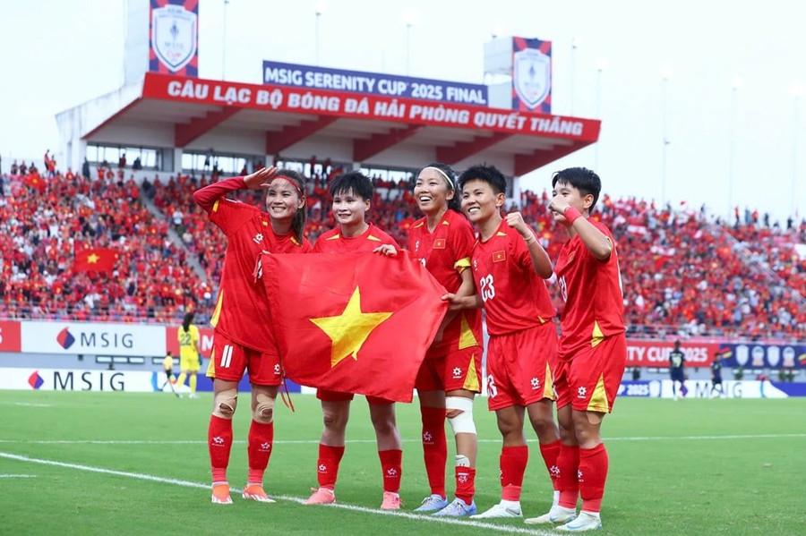 Tuyển nữ Việt Nam đoạt hạng 3 AFF Cup 2025.