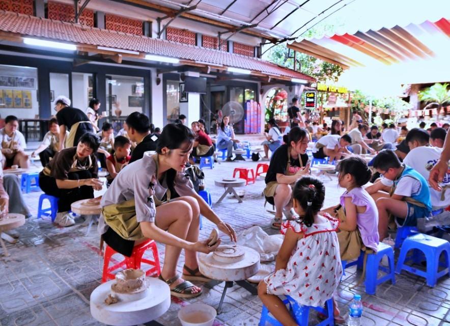 khoi-goi-dam-me-nghe-thuat-tu-gom-2-custom.jpg