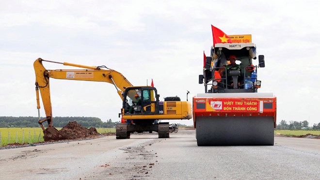 Hai cao tốc hơn 72.000 tỉ đồng ở miền Tây quyết tâm về đích đúng hẹn