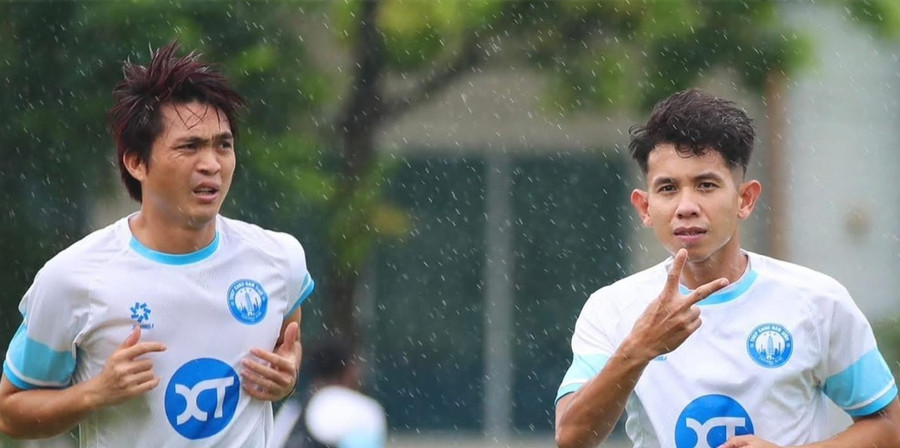 Tuấn Anh Hồng Duy vắng mặt ở trận gặp tuyển Việt Nam.