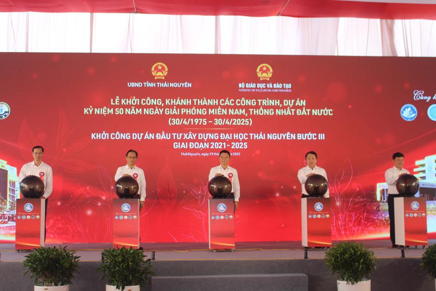 Lễ khởi công dự án đầu tư xây dựng Đại học Thái Nguyên bước III giai đoạn 2021 - 2025. img-1246.jpg