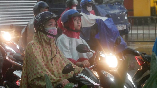 Dự báo thời gian Nam Bộ chuyển mưa dông, có nơi mưa to