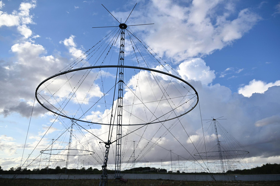 Pháp nâng cấp radar Nostradamus để 'kiểm soát' tận dãy núi Ural