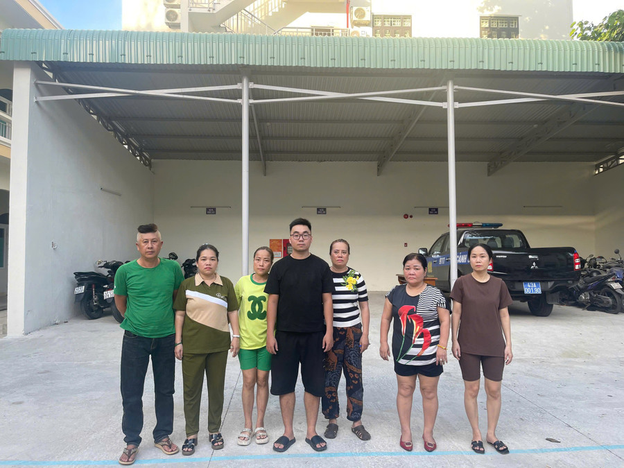 Những người có liên quan. Ảnh: CACC 55bd8a672883a3ddfa92.jpg