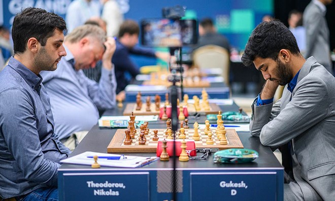 Vua cờ Gukesh thua liên tiếp tại Grand Swiss 2025